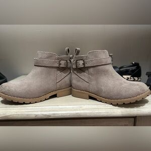 Old Navy Tan Buckle Boots